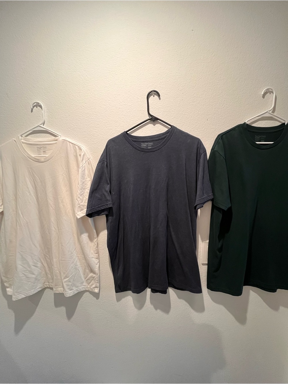 Men’s Fresh Clean Threads T-Shirts – 3 Shirt Bundle – Size XL